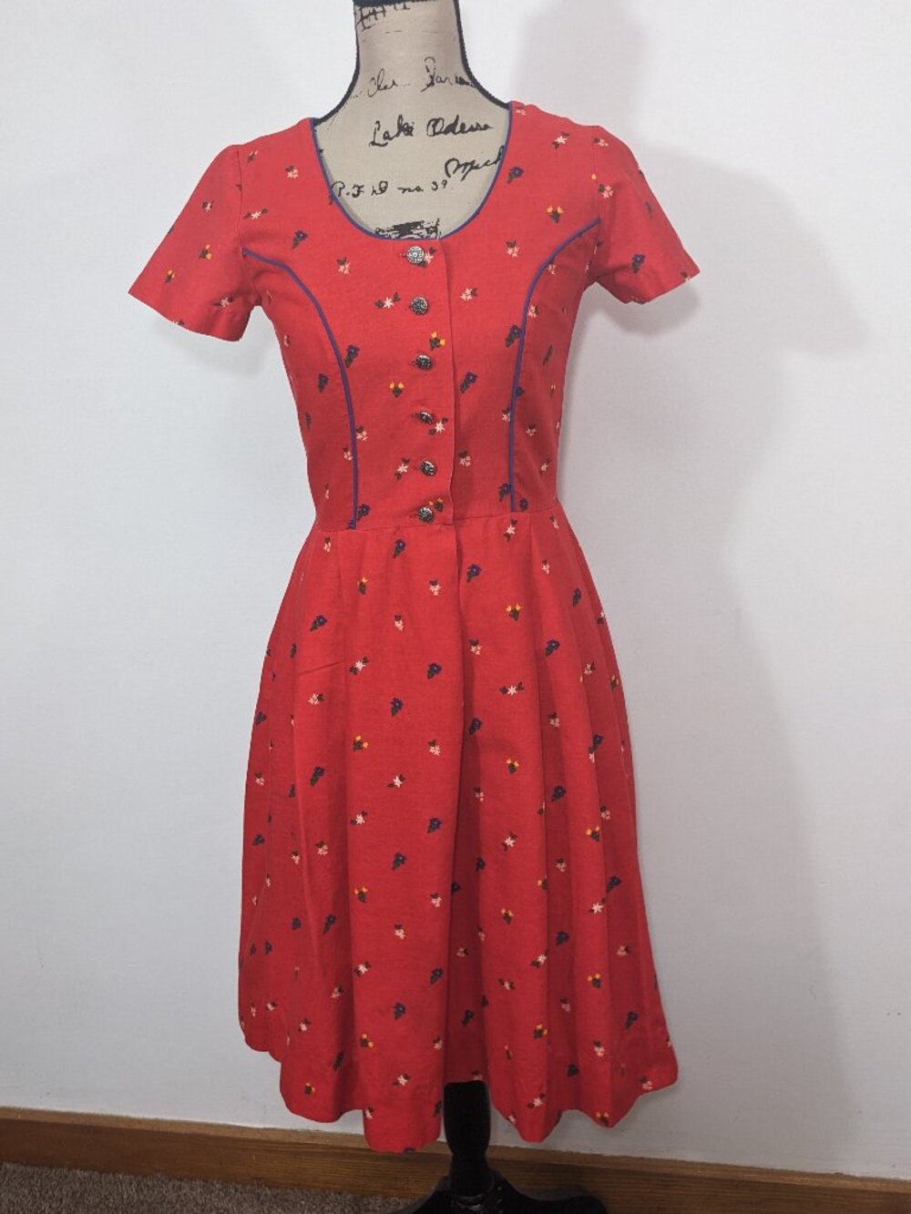 VTG Licht Trachtenhaus Red Floral Dirndl Dress German Oktoberfest Sz 10, Small ?